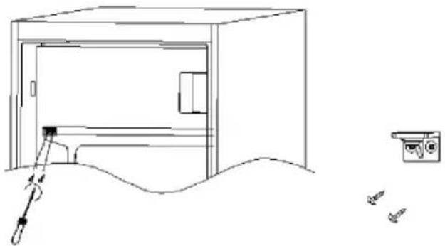 CANDY COT1S45EWH - Anschlag der Innentüren ändern - 4