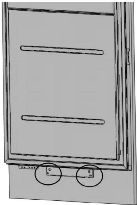 BERTAZZONI REF18FCBIPLV - ALINEACION DE LA PARTE INFERIOR DEL PANEL DE PUERTA A MEDIDA CON PERNOS. - 3