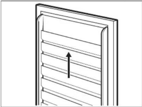 AEG ORC8M321CL - Rimozione delle guide in plastica CustomFlex - 3