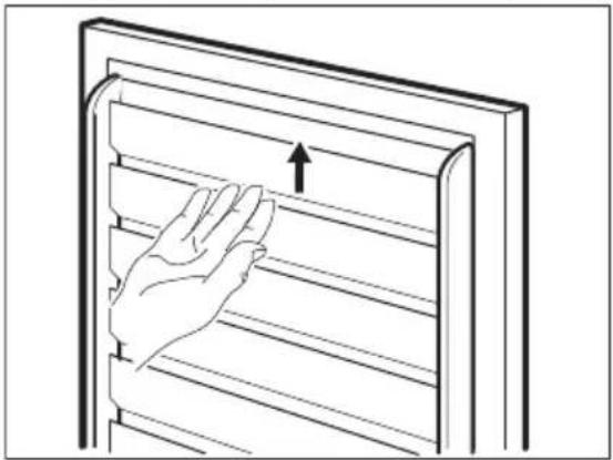 AEG ORC8M321CL - Rimozione delle guide in plastica CustomFlex - 2