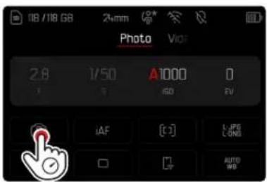 18/18 GB 24mm Photo VREF 2.8 1/50 A1000 0 I ISO EV IAF [+] LJP8 LONG AUTO WB