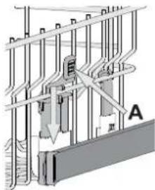 HOTPOINT H2I HD526 A - ADJUSTING THE HEIGHT OF THE UPPER RACK - 1