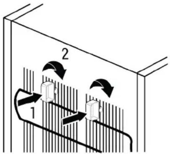 BEKO RDSA280K40WN - Fixation des cales en plastique - 1