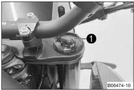 HUSQVARNA 801 Svartpilen (2024) - ADAPTER LA PARTIE-CYCLE - 1
