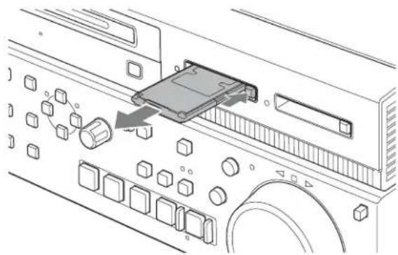SONY XDS-PD2000 - Pour retirer une carte mémoire SxS - 3