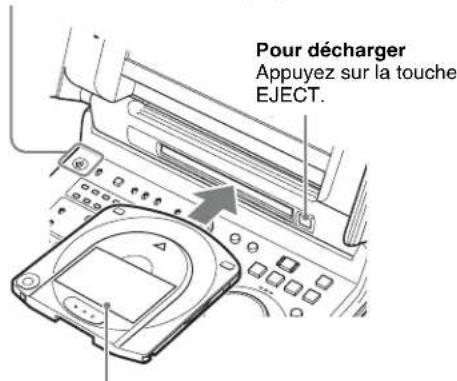 SONY PDW-HR1 - Chargement et déchargement d'un disque - 2