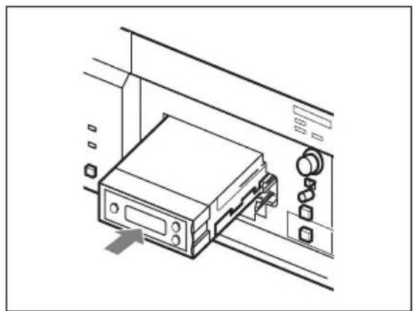 SONY UWP-V6 - Pour installer un module de tuner en diversité (URX-M2) dans le mixeur/ampli SRP-X500P optionnel - 1
