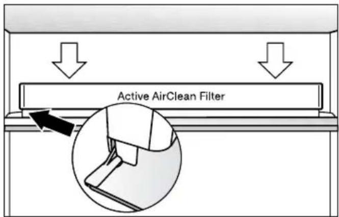 MIELE K 7748 C - Remplacer le filtre à charbon actif (accessoires en option) - 2