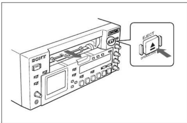 SONY DSR-45P - Pour ejecter la cassette - 1