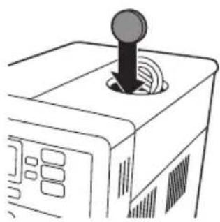 PHILIPS Incanto HD8921 - Cleaning the brew group under the tap - 3