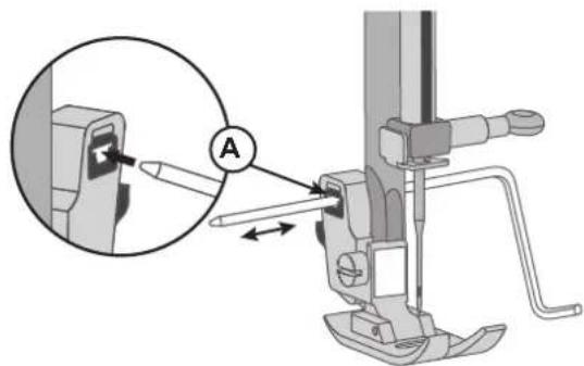 SINGER HD500 - Attaching the Edge/Quilting Guide - 2
