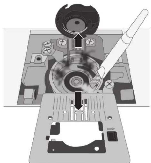 SINGER HD500 - Limpieza debajo de la zona de la bobina - 2