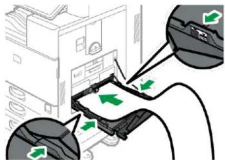 RICOH IM C6010 - Chargement du papier dans le magasin guide-papier pour pages de garde - 4
