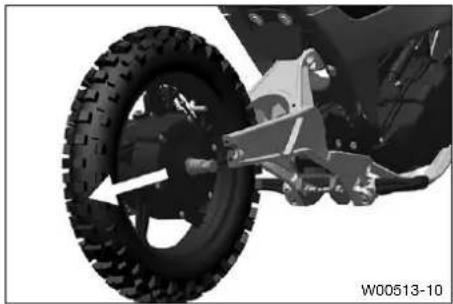 HUSQVARNA EE 2 (2025) - Travail principal - 3
