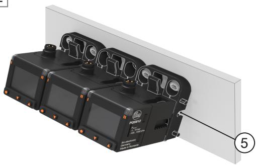 IFM PQS819 - Rear wall mounting with mounting bracket - 12