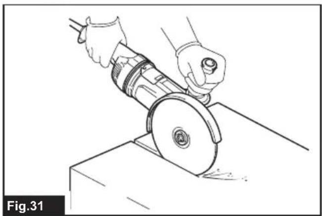 MAKITA GA9071 - 32