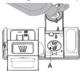 WHIRLPOOL WFO 3T233 P 6.5 X - FILLING THE RINSE AID DISPENSER - 2