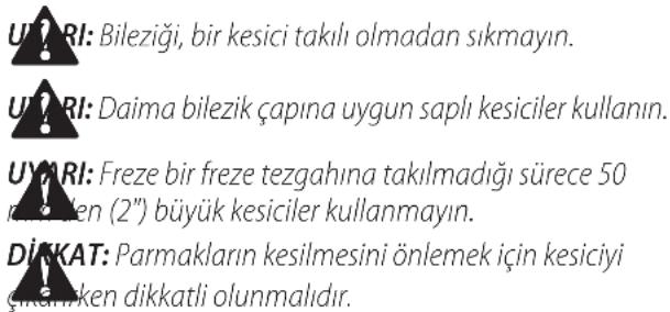 DEWALT DWE627 - Bir Kesicinin Takılması ve Çıkarılması (Şek. C, G) - 1