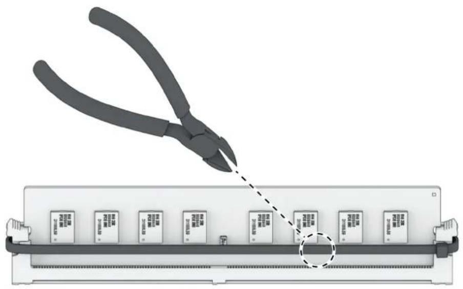 SYNOLOGY SA6400 - Pour retirer le module de RAM - 1