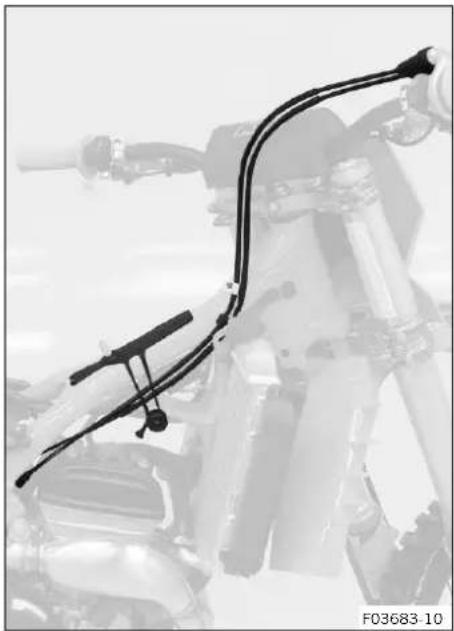 KTM 350 SX-F (2025) - TRAVAUX D'ENTRETIEN SUR LA PARTIE-CYCLE - 1