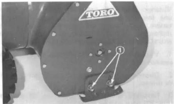 TORO 38080 - RÉGLAGE DES PATINS - 1