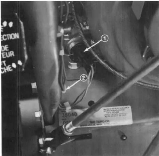 TORO 38080 - INSTRUCTIONS POUR LE MONTAGE - 1