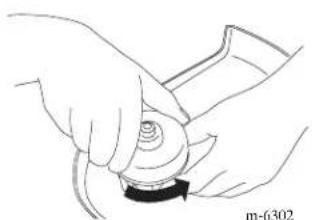 TORO 51466 - Removing the Spool - 1