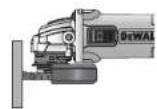 DEWALT DCB127 - USO DE CEPILLOS DE ALAMBRE CON FORMA DE COPA Y DISCOS DE ALAMBRE (FIG. 16, 17) - 2