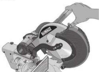 DEWALT DCB205 - CORTE DE MOLDURAS DE BASE DESDE 76 mm HASTA 171 mm (3 pulg. a 6,75 pulg.) DE ALTO VERTICALMENTE CONTRA EL REBORDE - 2