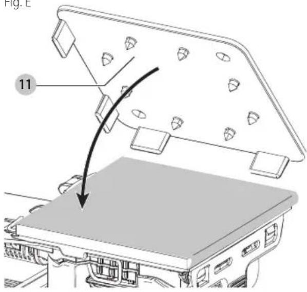 DEWALT DCB204 - To Perforate your Abrasive Paper - 1