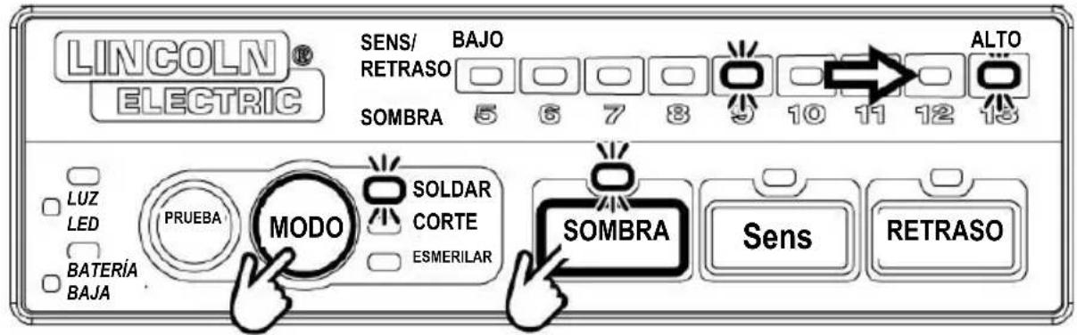 LINCOLN ELECTRIC VIKING 2450 ADV - SUSTITUCIÓN DE LA BATERÍA DE LA LUZ LED - 2