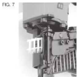 DEWALT DCB548 - Carga de la herramienta (Fig. 1, 4-7) - 4