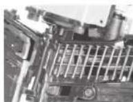 DEWALT DCB548 - Chargement de l'outil (Fig. 1, 4-7) - 4
