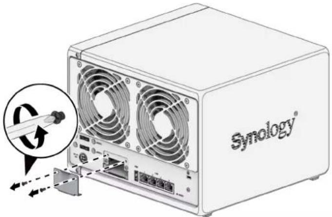 SYNOLOGY DS1522+ - Pour installer un module de mise à niveau du réseau - 1