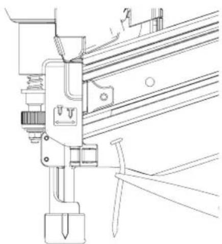 BLACK & DECKER CMP21PL - Clearing a Jammed Fastener (Fig. M–P) - 3