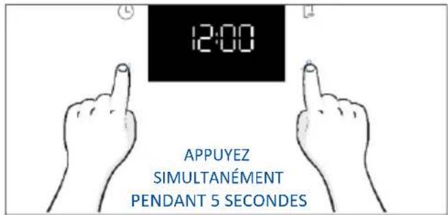 12:00 APPUYEZ SIMULTANÉMENT PENDANT 5 SECONDES