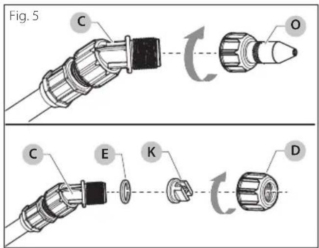 DEWALT DXSP190681 - Attaching a Nozzle - 1