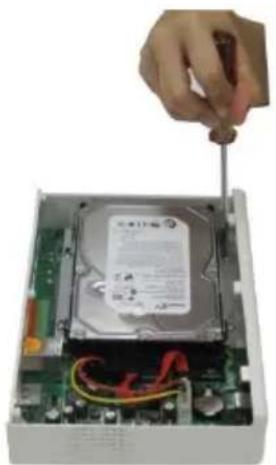 AVer EXR6004 mini - Instalar el disco duro - 4