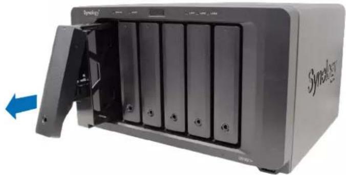 SYNOLOGY DiskStation DS1621+ - Installation des disques - 2
