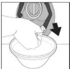 WHIRLPOOL W7X 89 SILENCE - A leeresztő szivattyú tisztítása / a maradékvíz leengedése - 2