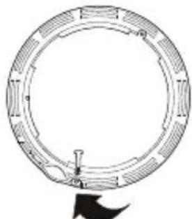 ANGELEYE SC05-AE-CE - HET BATTERIJCOMPARTIMENT ONTGRENDELEN - 2