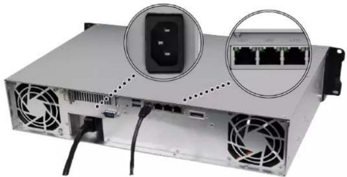 SYNOLOGY RS1219+ - Démarrage du RackStation - 1