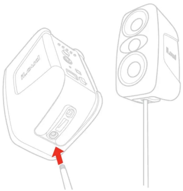 IK Multimedia iLoud MTM MKII - Microphone stand mounting - 1