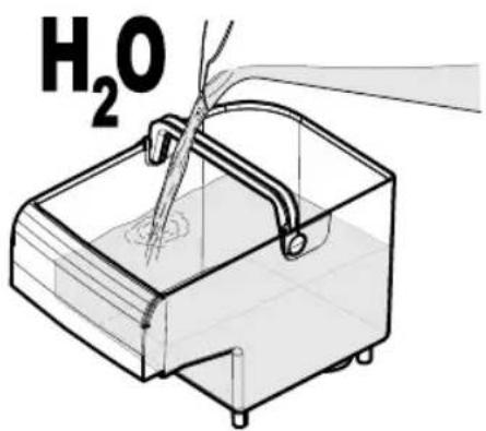 SAECO Aulika Evo Focus - Nettoyer le réservoir d'eau - 1