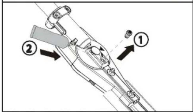 KRESS KC270.9 - Lubrificazione dell'accessorio di taglio (Vedi Fig. H4) - 2