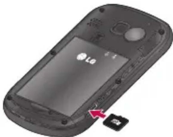 LG Optimus Pro - Instalar o cartão de memória - 2