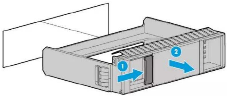 HP ProLiant ML110 G9 - Installation d'un lecteur hot-plug - 2