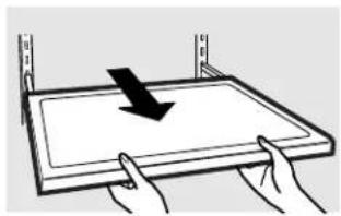GE PDCF1NBWWW - Spillproof Shelves (on some models) - 1