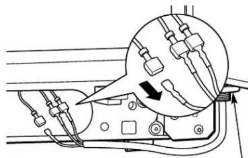 GE PSS26NGPBB - ⑤ DESCONECTE LOS CONECTADORES ELÉCTRICOS (en algunos modelos) - 1