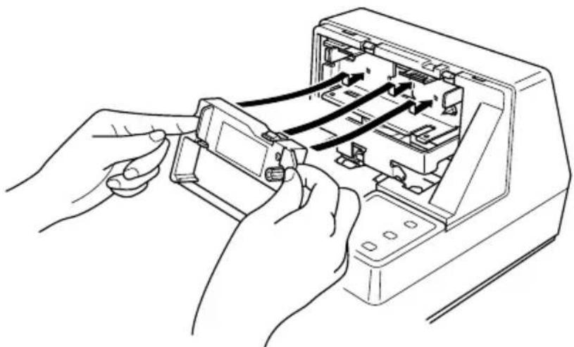 Star Micronics SP298 - Inserimento della cassetta del nastro - 2